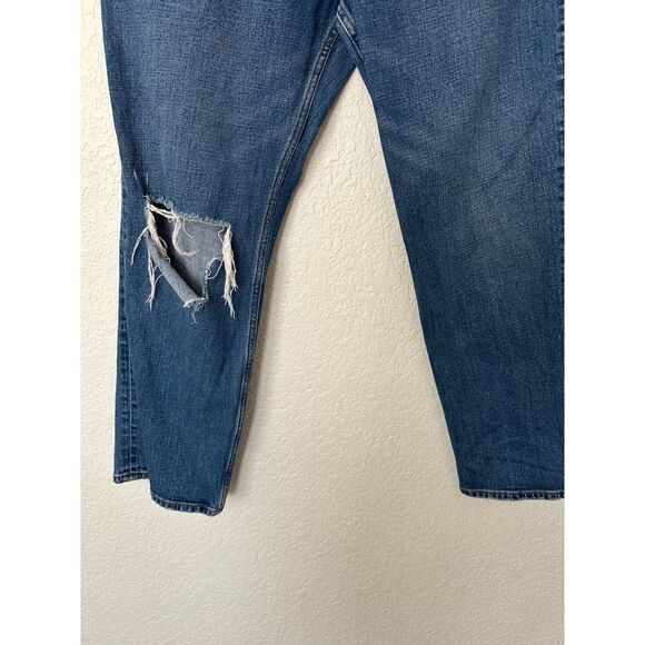 Abercrombie & Fitch Ultra High Rise Ankle Straight Jean Medium Destroy Sz 32/14 - Picture 8 of 12
